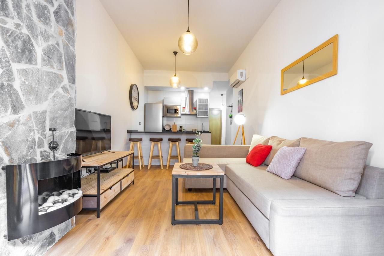 Cozy Flat With Common Pool & Parking - Center By Rems Lägenhet Málaga Exteriör bild