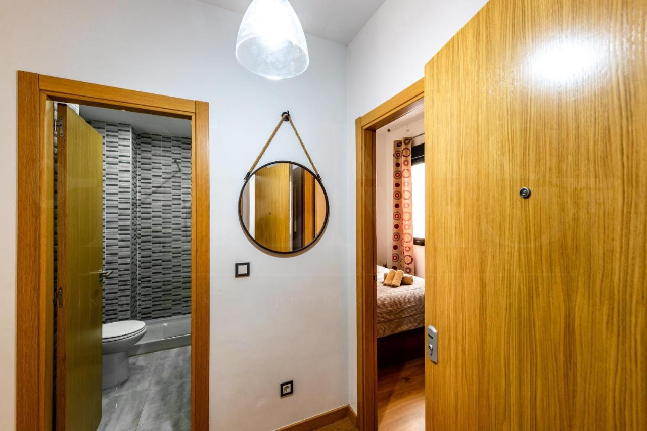 Cozy Flat With Common Pool & Parking - Center By Rems Lägenhet Málaga Exteriör bild